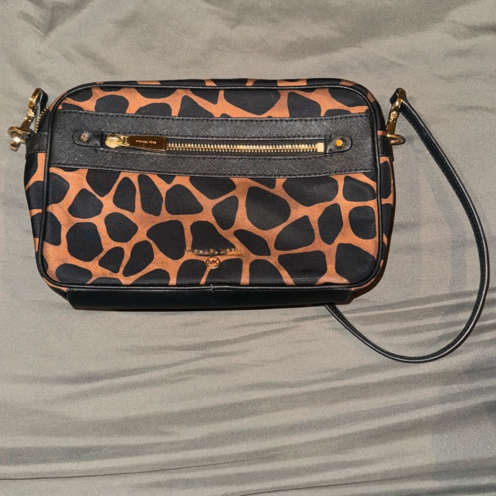Michael Kors Crossbody Bag Animal Print Gold-Tone Hardware